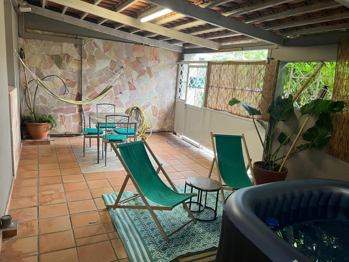 Les Tuiles Rouges Villa Fort-de-France Exterior photo